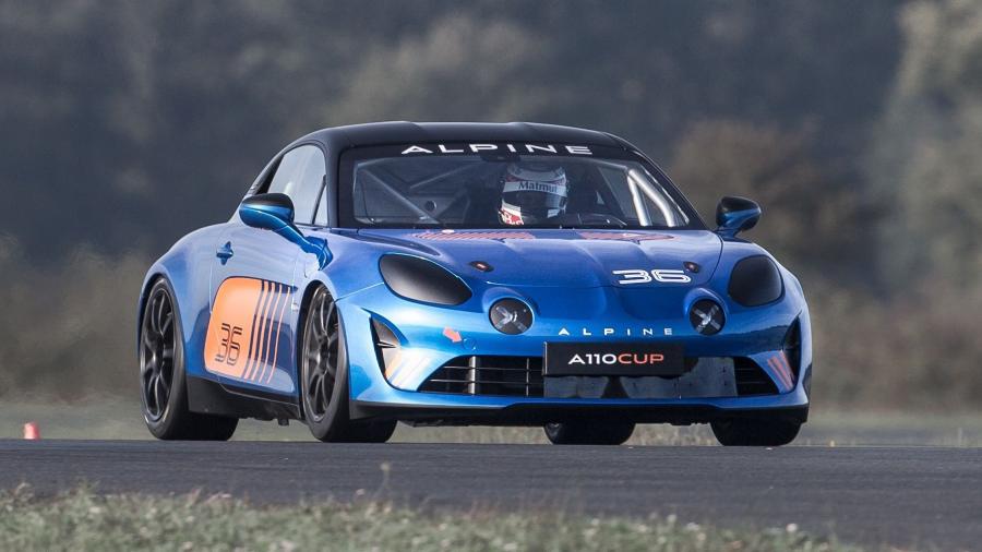  Alpine A110 Cup 2017 года  (фото 1 из 49)